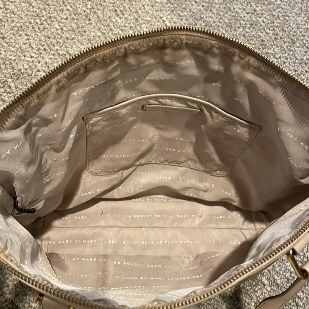Marc Jacobs Tote - Picture 7 of 8